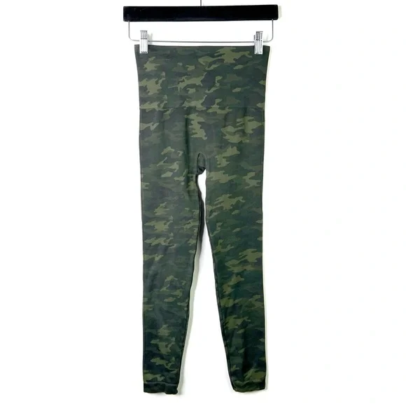 Spanx Revolve Look at Me Now Seamless Leggings Shaping Tights Green Camo Size S - Picture 5 of 9